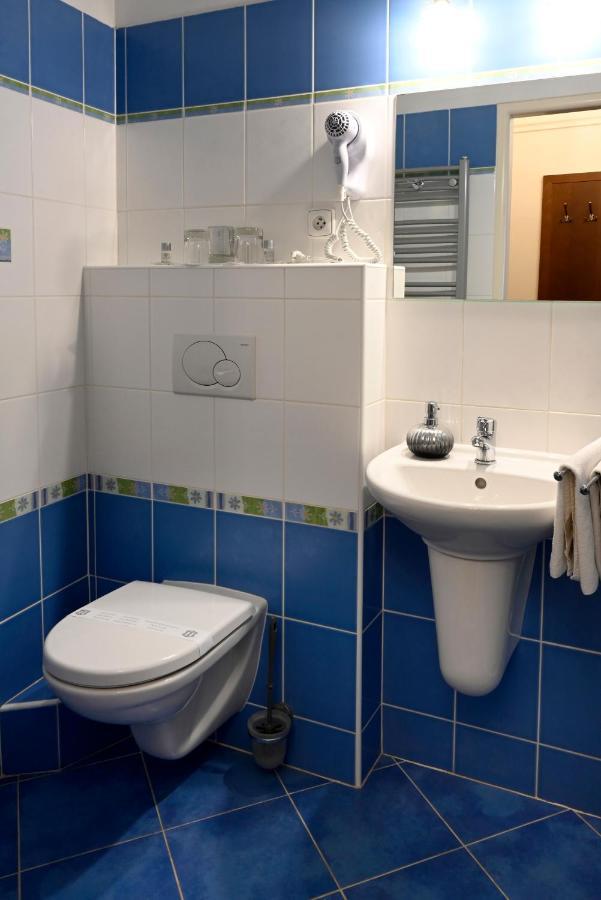 Hotel Boucek Kroměříž Dış mekan fotoğraf