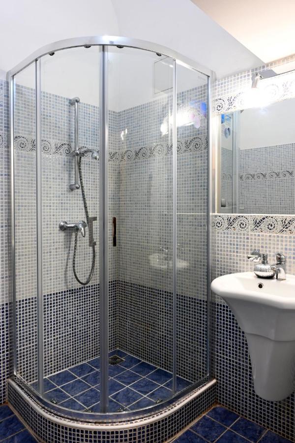 Hotel Boucek Kroměříž Dış mekan fotoğraf